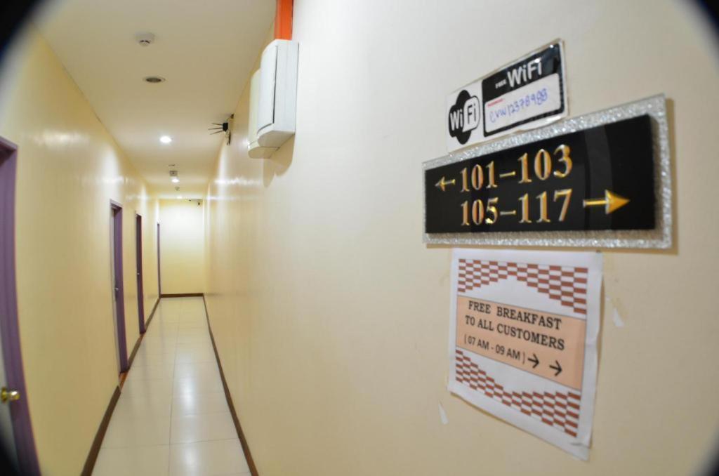 Hotel Zamburger Sungai Besi Kuala Lumpur Exterior foto